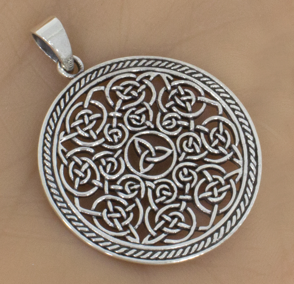 Silberanhänger keltischer Knoten