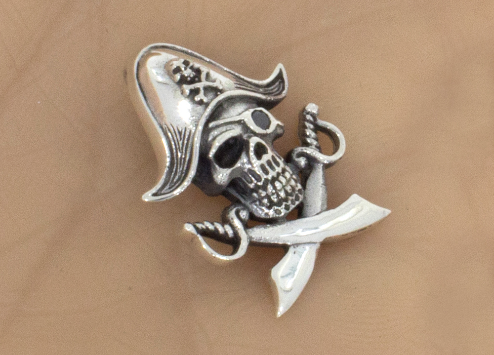 Silberanhänger Skull Pirat