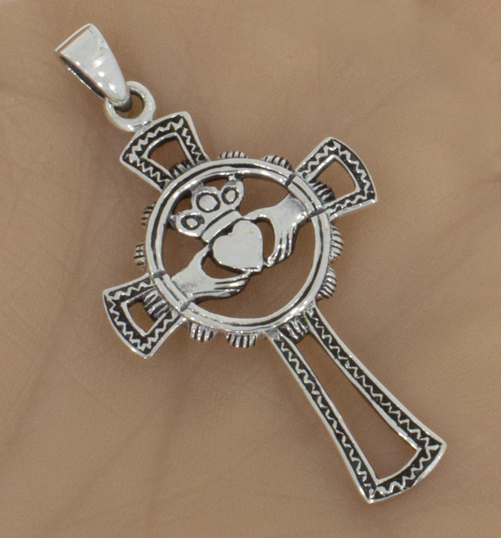 Silberanhänger irisches Kreuz